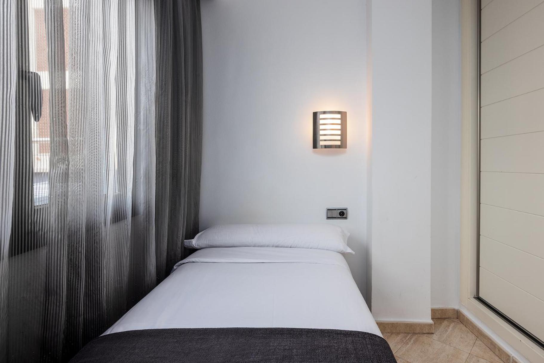 Hotel Spa Cadiz Plaza (Adults Only) Экстерьер фото